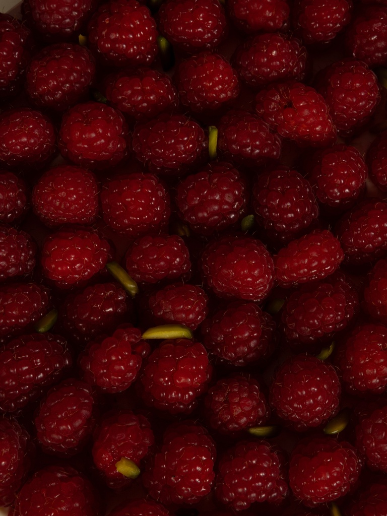 Pistachio Raspberry Cake