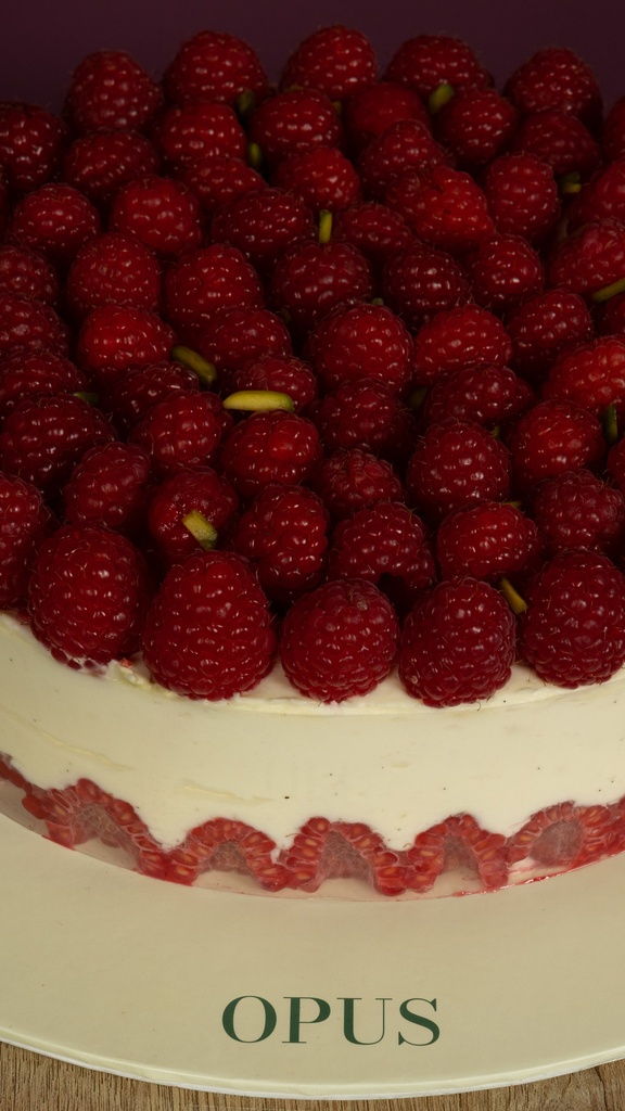 Pistachio Raspberry Cake