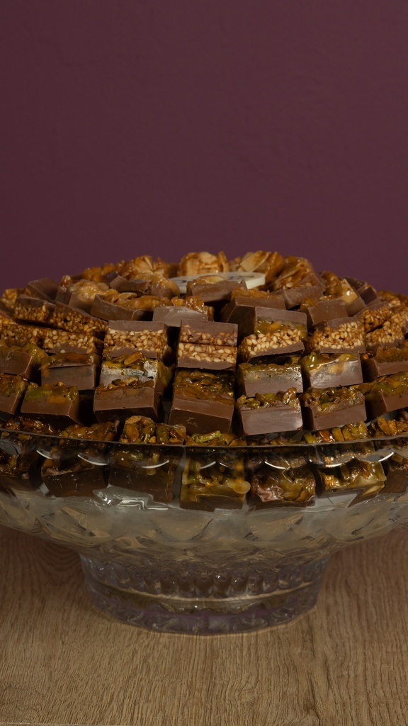 Almond Éclat
