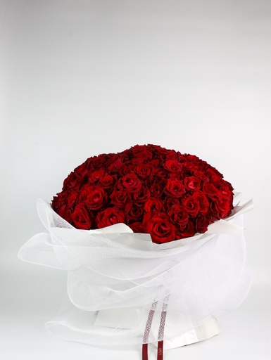 Luxurious 200 Red Roses